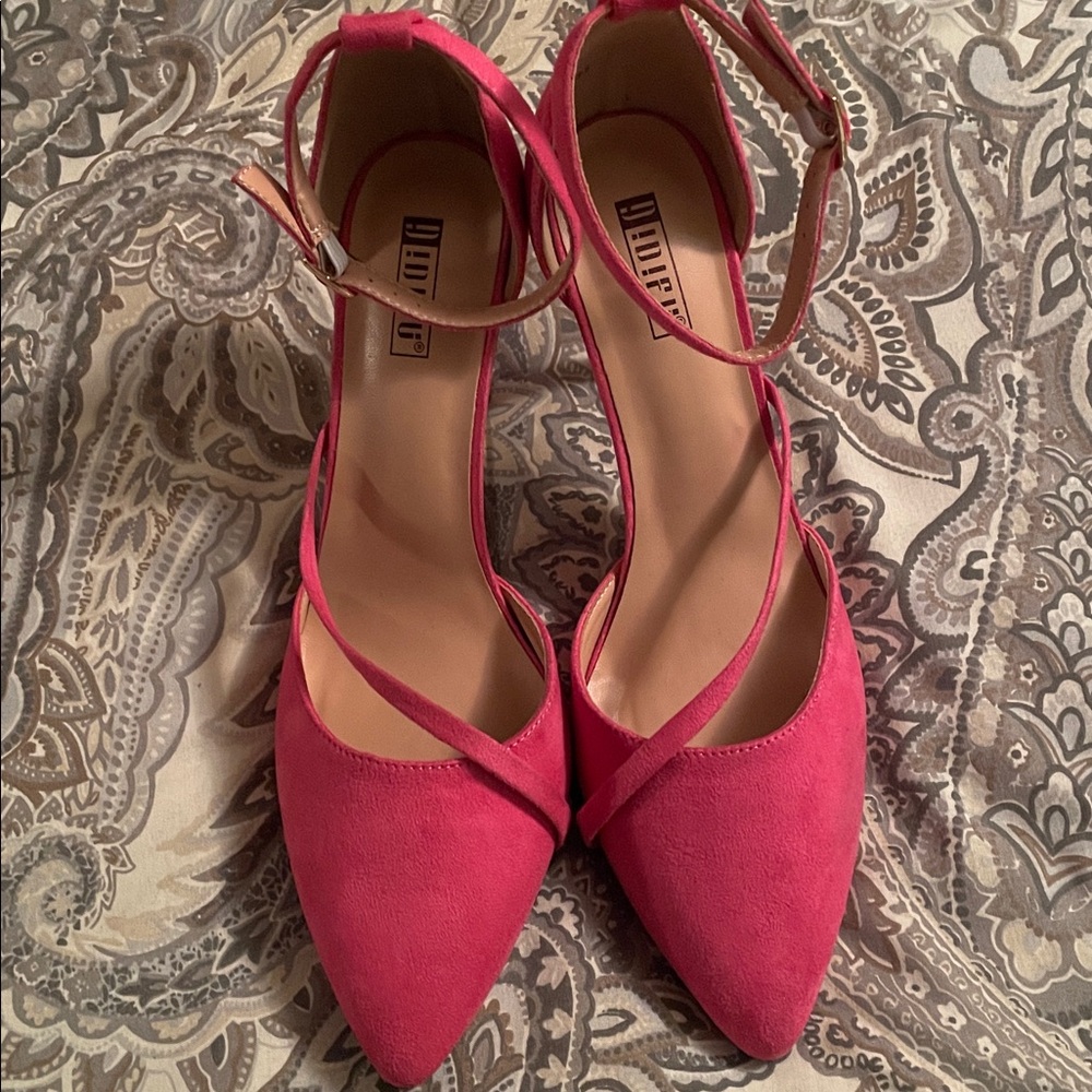 IDIFU Pink Asymmetrical Strap Heels